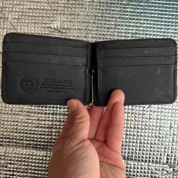 BORSACASA 블랙 가죽 접이식 지갑