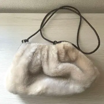 a point etc 포원 퍼 복조리 숄더백 베이지