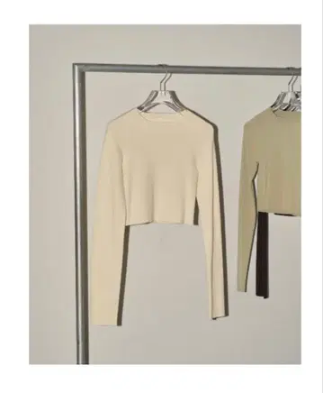 Cropped Smooth Knit 에크루 todayful