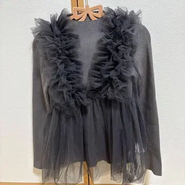 리랜드트루 튤 프릴 니트