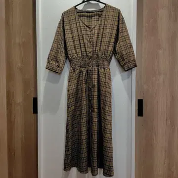 YECOA VECCA 체크 무늬 7부 소매 원피스