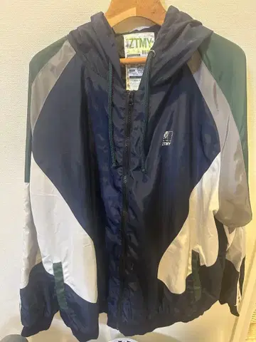 계속 한밤중이면 좋을 텐데 후드 부착 자켓 (세탁기 부착) 사이즈 XL