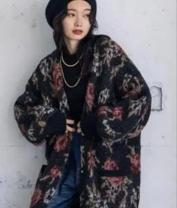 JEANASIS 5G 플라워 라메 페더 V 가디건 FREE