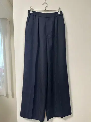 M-PREMIER 센터 프레스 와이드 팬츠/NAVY/36 사이즈