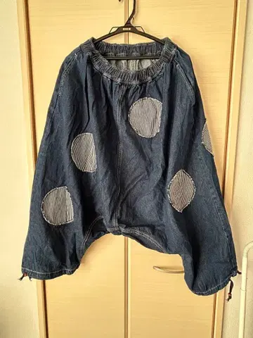 개성파 사루엘 도트 인디고 데님 벌룬 팬츠