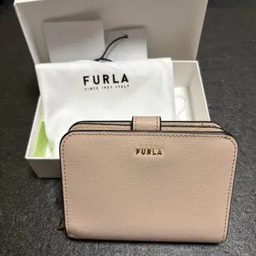 FURLA 이단 접이식 지갑