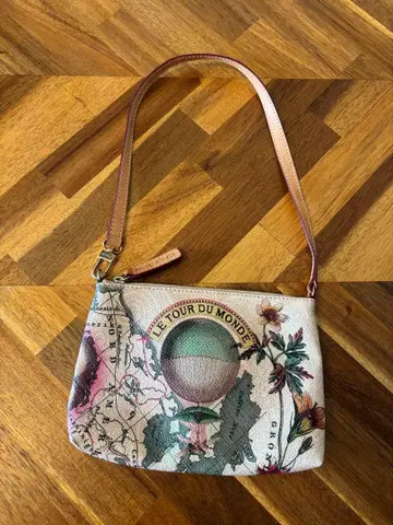 ETRO 액세서리 파우치 가죽 세계 지도 도안 이탈리아제