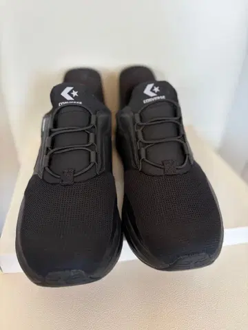 새상품 컨버스 블랙 스니커즈