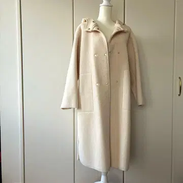 새상품 제나 에스파스멜베이유 보아 코트 후드 크림 무스탕 코트