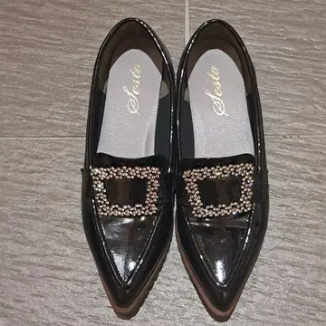 Sesto 비쥬 장식 스틸레토 슈즈