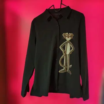 새상품급 핑크 팬서? 블랙 긴팔 셔츠