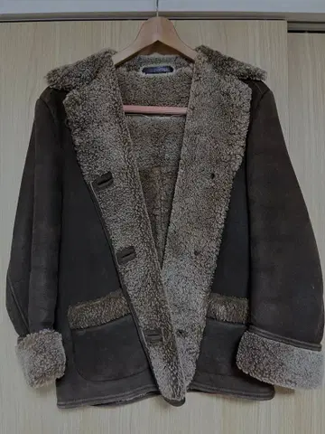 무스탕 코트 브라운 (영국제)