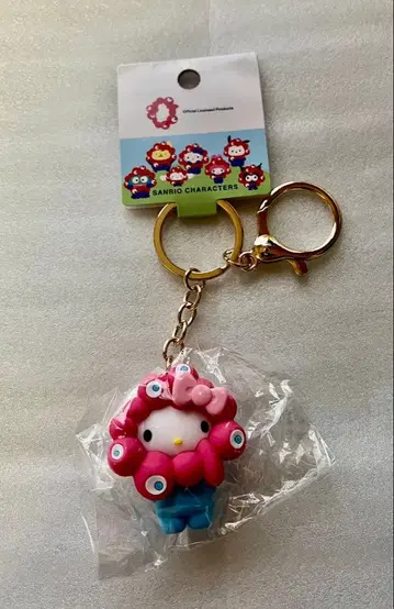 헬로키티 미야쿠미야쿠 키링