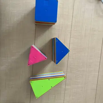 컬러풀한 플라스틱 블록 세트