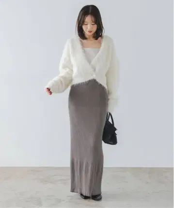 NOBLE 리브 니트 타이트 스커트