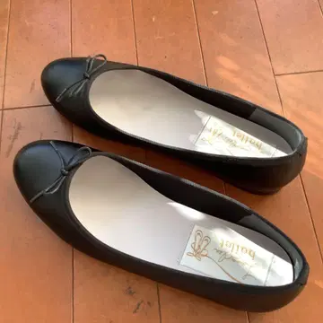 발레 슈즈 블랙 리본 포함