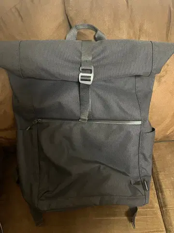 새상품급 블랙 롤탑 백팩