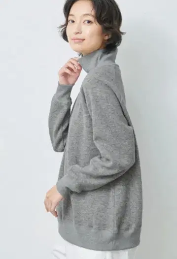 TOKYOBASIC 터틀넥 맨투맨 울 코튼 리브 사용