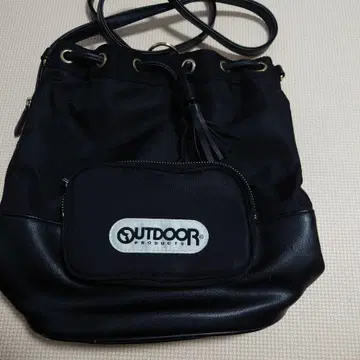 OUTDOOR PRODUCTS 블랙 백팩