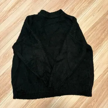 프릭스스토어 모크넥 모헤어 니트