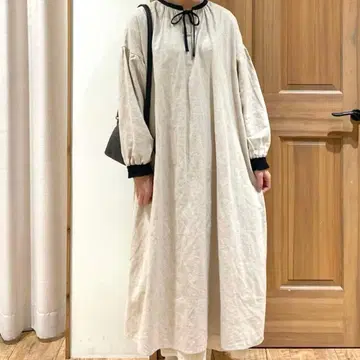 사만사 모스모스 배색 파이핑 전후 2WAY 원피스 (아이보리)