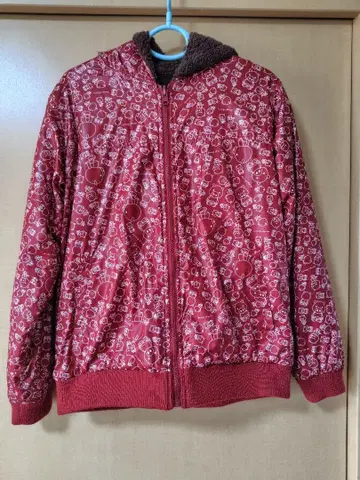 Drag store의 후드 부착 다운 자켓