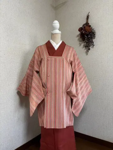 핑크와 베이지의 줄무늬 도행