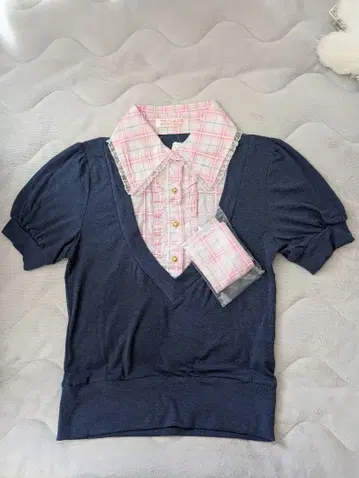 TRALALA 네이비 반팔 체크 무늬 옷깃 상의 리본 포함 사이즈 0