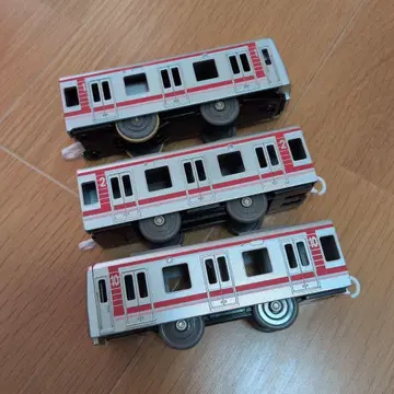 프라레일 미도스지선