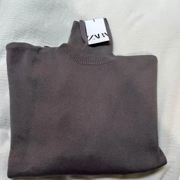 ZARA 그레이 터틀넥 니트 S 사이즈