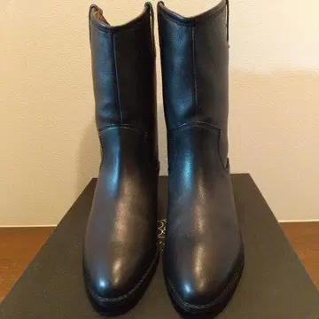 블랙 가죽 웨스턴 부츠 중간 힐