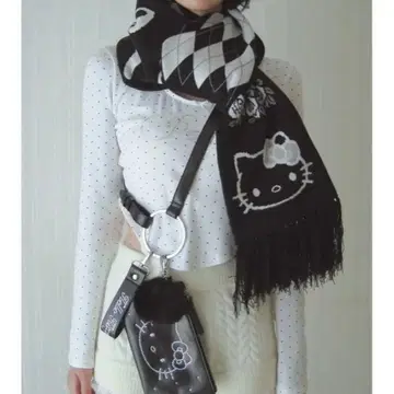 PELLICULE HELLOKITTY hug knitmuffler