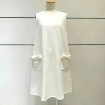 새상품급 카프리샤스미 포켓 리본 원피스 화이트 L