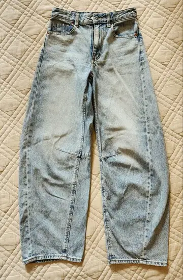 GU 배럴 레그 청바지