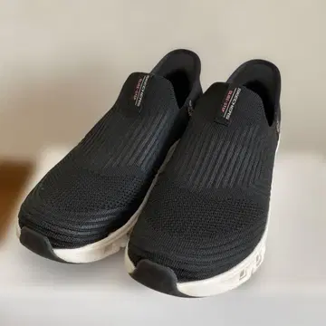 스케쳐스 슬립인