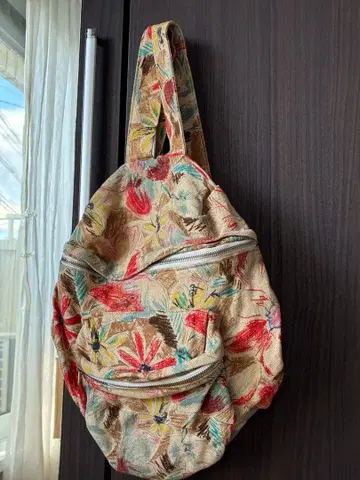 꽃무늬 백팩 백팩