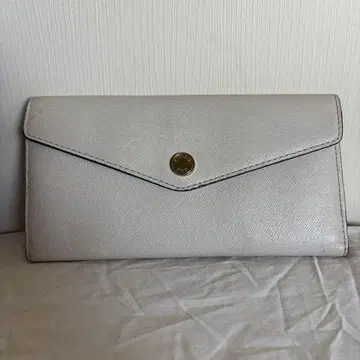 마이클 코어스 화이트 가죽 장지갑