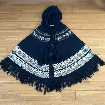 네이비 눈꽃 무늬 프린지 판초