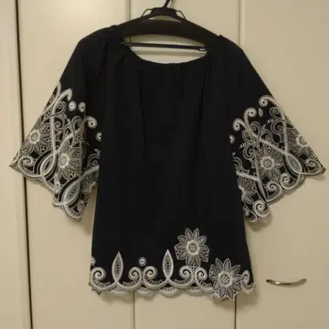 엠즈 그레이시?? 티셔츠