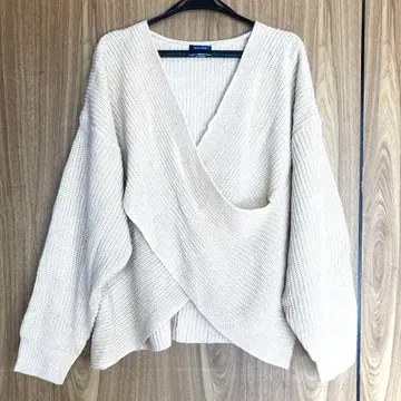 시마무라 오카다 유리 콜라보 크로스 니트 3L 베이지