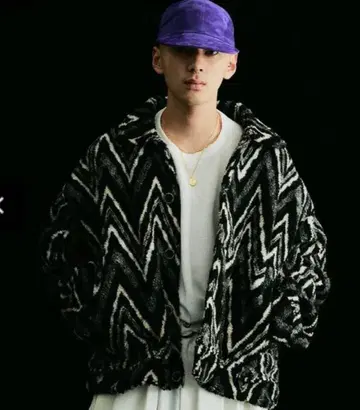 TIGHT BOOTH 타이토 부스 DIAMOND BOA JACKET M