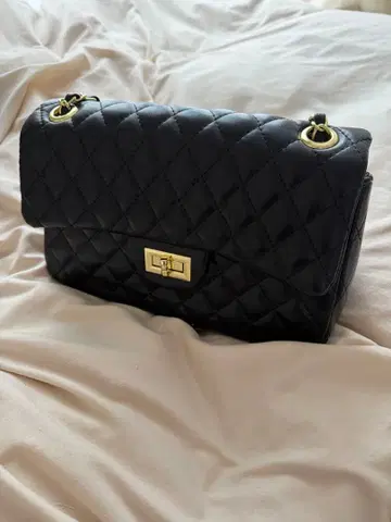 퀼팅 숄더백 블랙