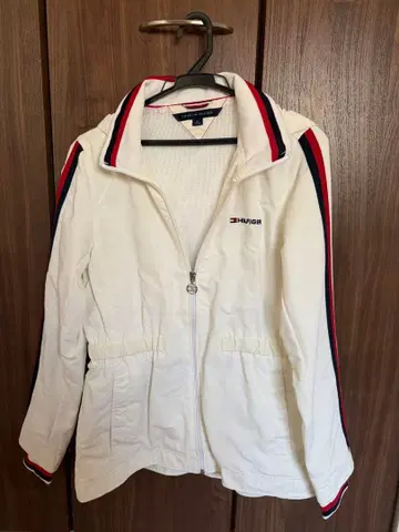 TOMMY HILFIGER 후드 부착 자켓