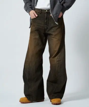 NVRFRGT 3D TWISTED WIDE LEG JEANS