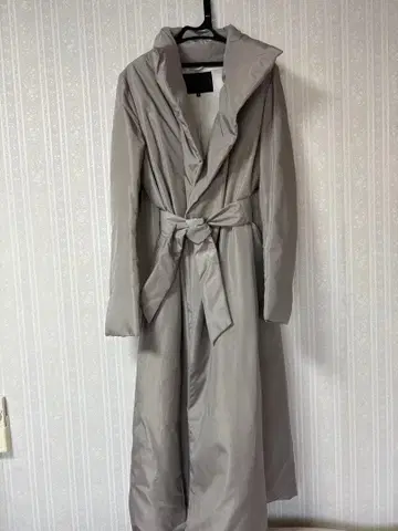UNTITLED 롱 코트 사이즈 2 그레이 베이지