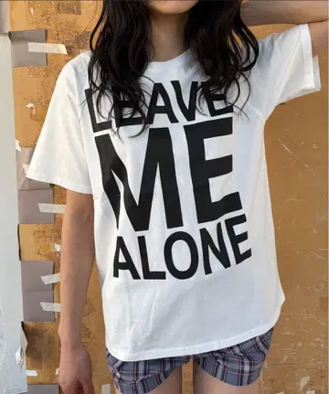 Oriens JOURNAL STANDARD 빅 로고 프린트 TEE