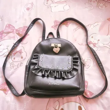 양산형 지뢰 스터드 자물쇠 포함 프릴 하트 미니 백팩