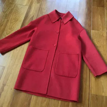 타라 자르몬 코트