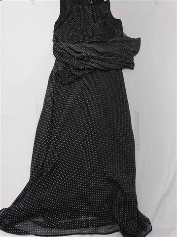 클라네 CLANE 도트 무늬 슬리브리스 롱 원피스 여성용