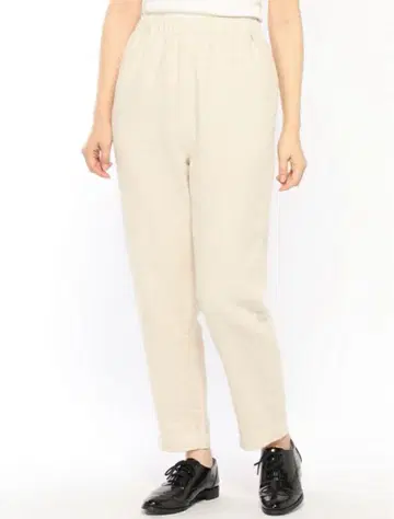 [ 새상품 택 포함 ] 사만사 모스모스 능직 테이퍼드 팬츠 아이보리 프리